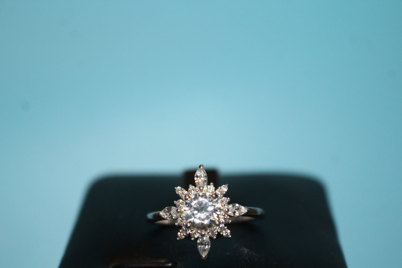 NY Close Out- Cubic Zirconia Snowflake Ring in Sterling Silver