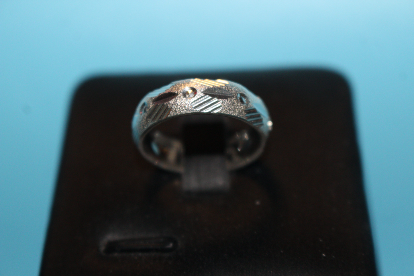 Sterling Silver Diamond-Cut Wedding Band Ring